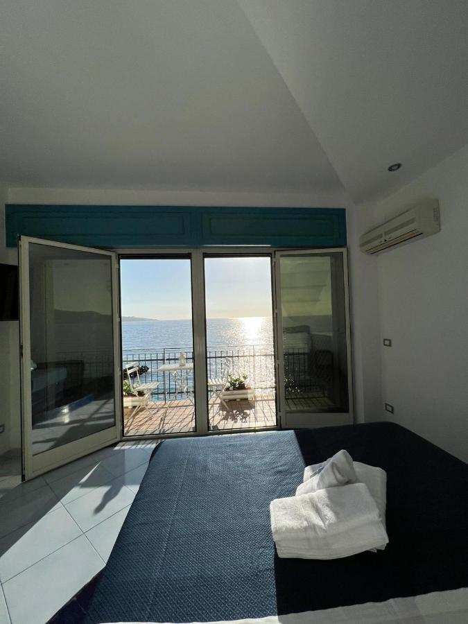 Villa Residenza Mare Di Sotto Sorrento Meta Exterior foto