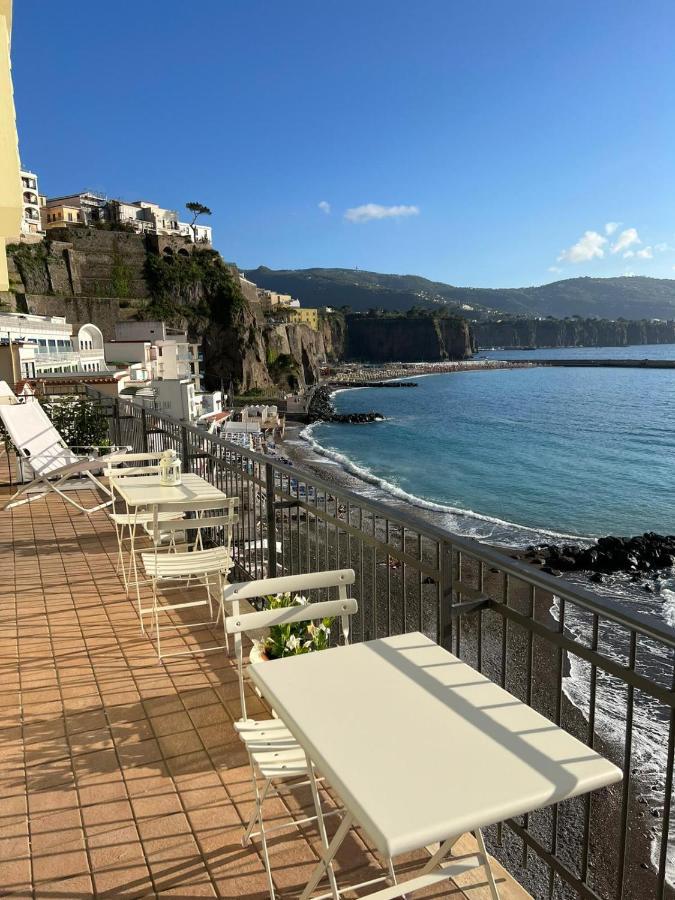 Villa Residenza Mare Di Sotto Sorrento Meta Exterior foto