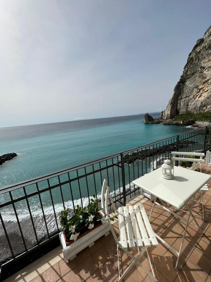 Villa Residenza Mare Di Sotto Sorrento Meta Exterior foto