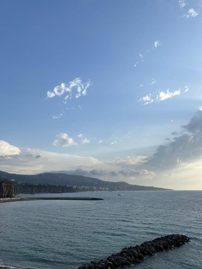 Villa Residenza Mare Di Sotto Sorrento Meta Exterior foto