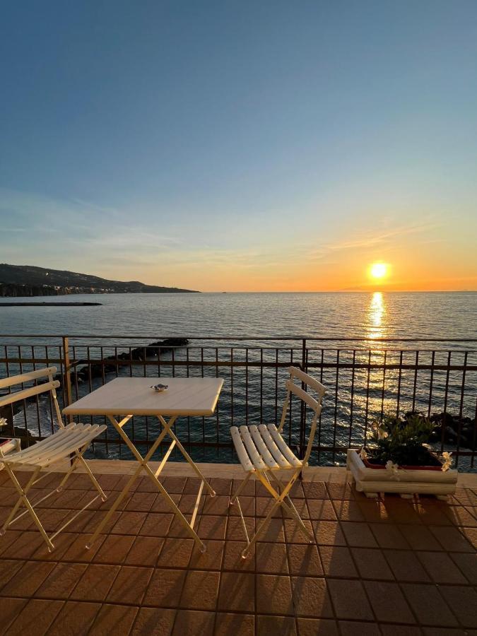 Villa Residenza Mare Di Sotto Sorrento Meta Exterior foto