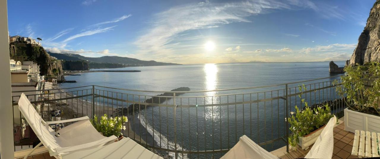Villa Residenza Mare Di Sotto Sorrento Meta Exterior foto